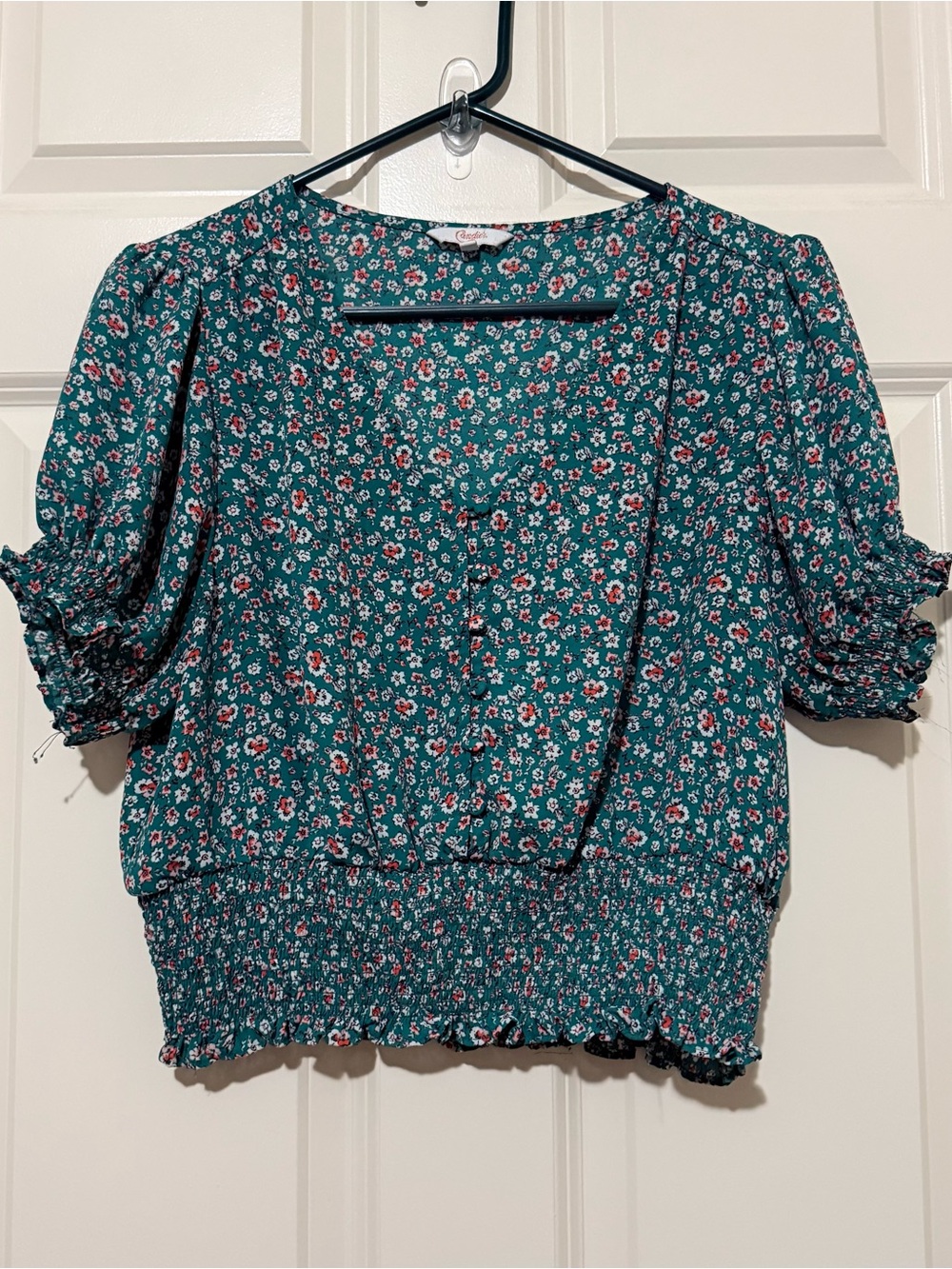Candie’s Y2K Stretch Cropped Fairycore Floral Blouse Feminine and Gorgeous Large